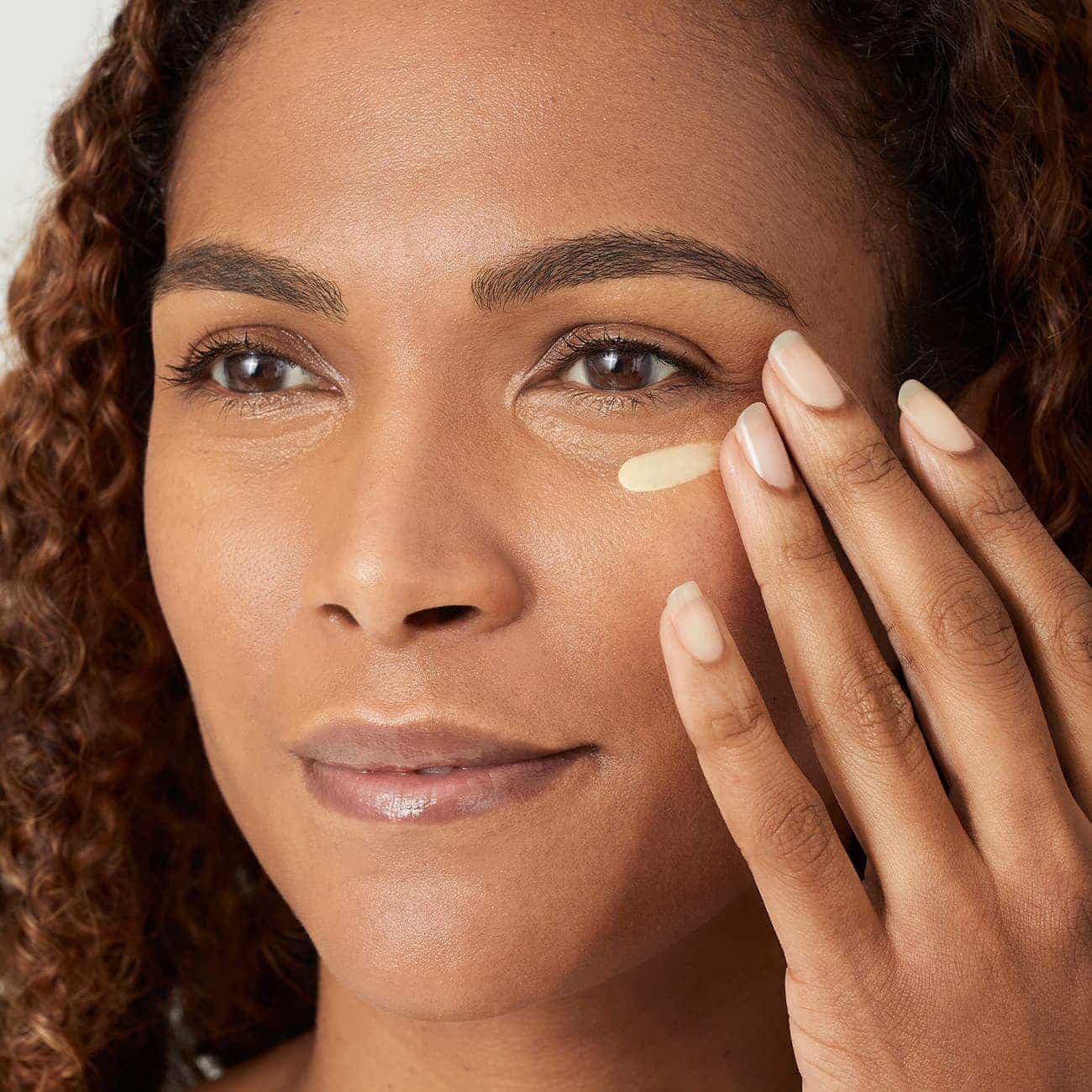 Descubra o Cuidado Ocular com Retinaldeído